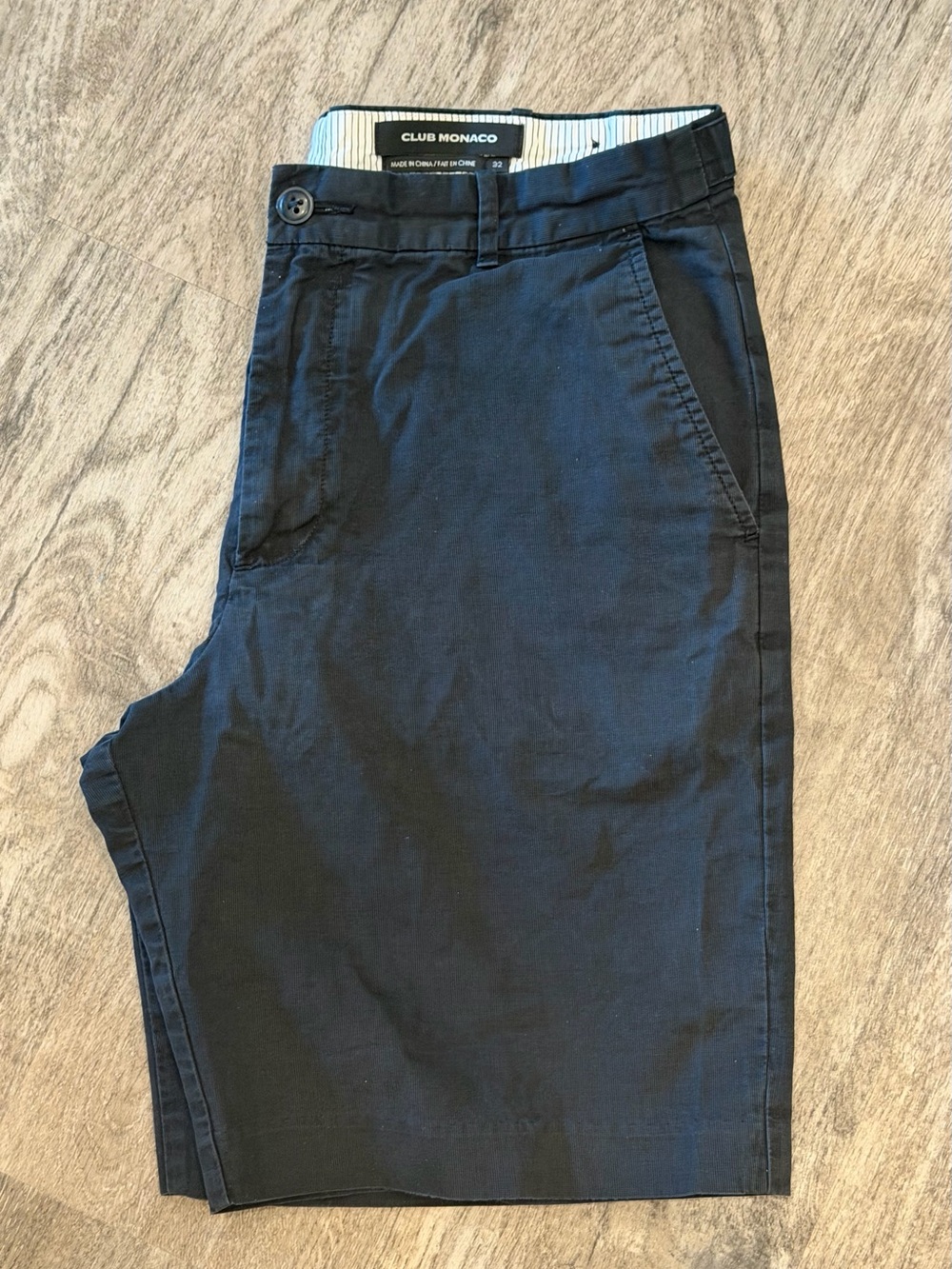 Club Monaco Men’s Navy Cotton Chino Shorts Size 32 Flat Front Classic Casual